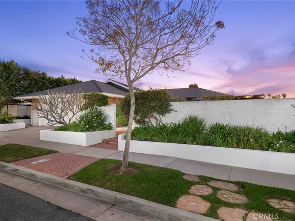 2421 Blackthorn St, Newport Beach, CA 92660