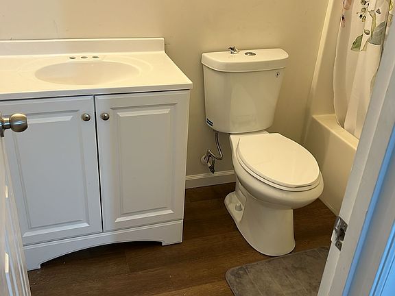 5th image of 150 Blue Crest Ln #150