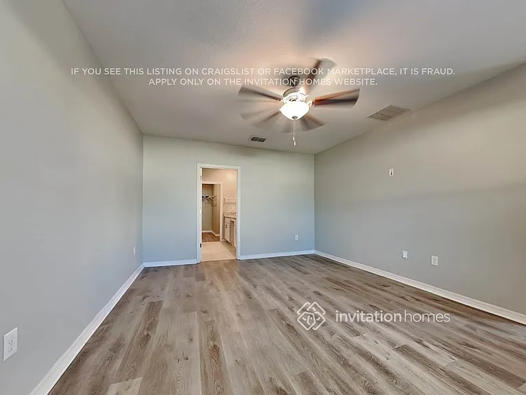 11908 Miracle Mile Dr — Photo 8
