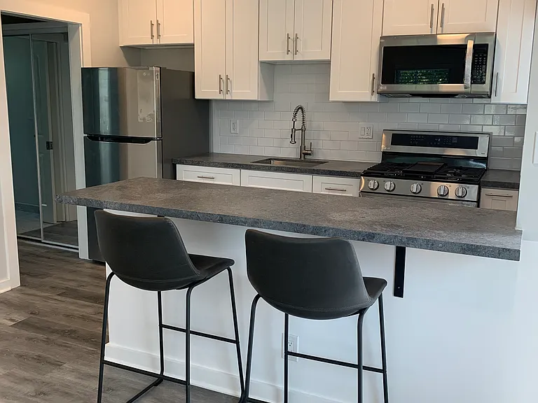 834 Hilldale Ave #834 — Photo 4