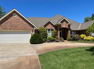 3644 Edgewater Dr, Enid, OK 73703