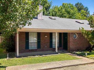 25 Meadowoods Pl, Jackson, MS 39211