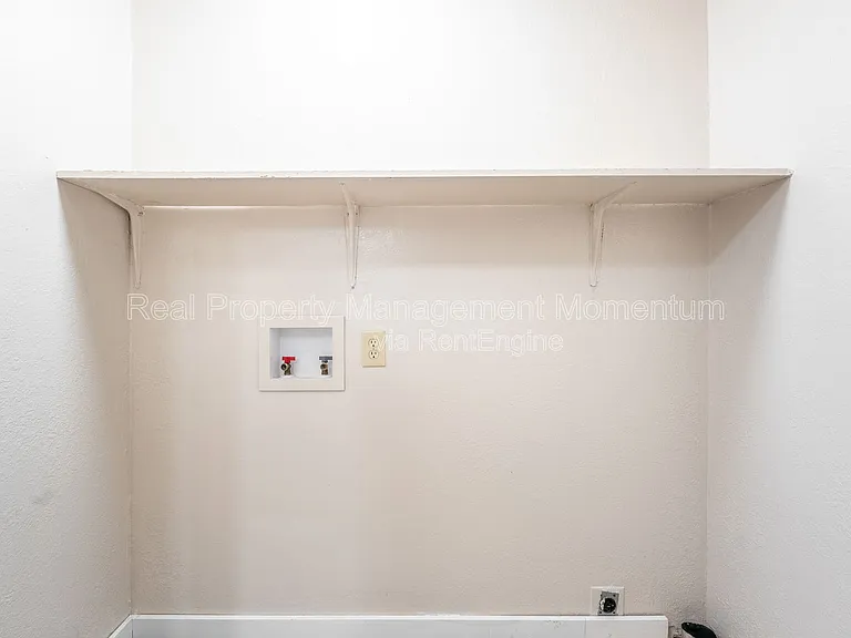 1118 W Fairplay St #A — Photo 11
