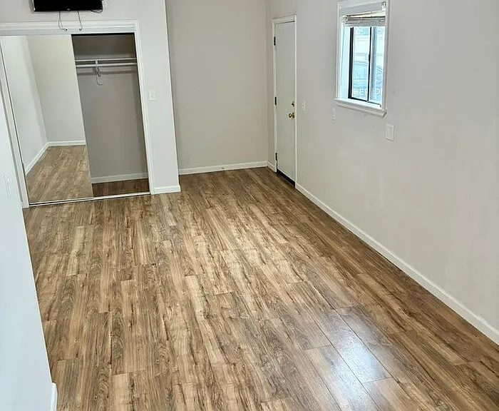 1342 N Washington Ave — Photo 14