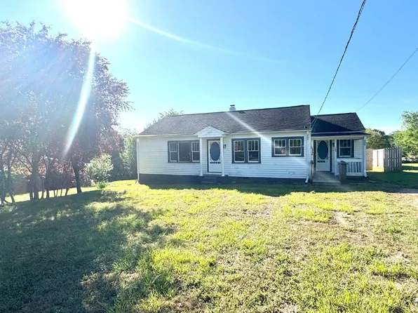 109 Riley St, Westminster, SC 29693