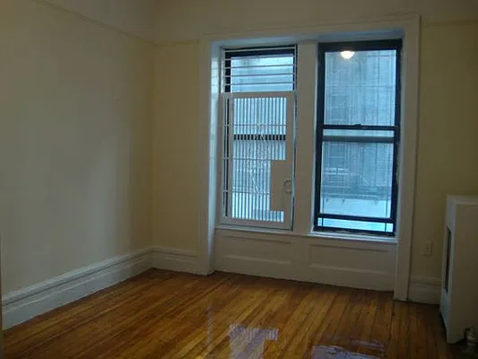 Rented by Manhattan Spaces | media 12