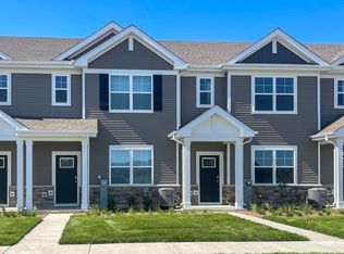 2268 Barbera Dr, Oswego, IL 60543