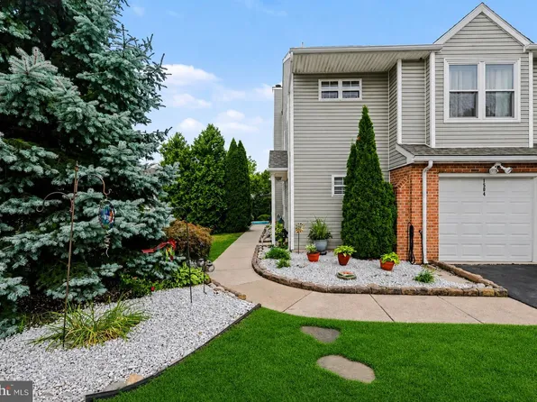 1504 Macintosh Way, Hummelstown, PA 17036