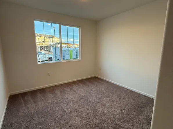 15819 Testarossa St, Lathrop, CA 95330