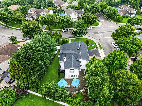 3rd image of 2 Sagamore Way N
