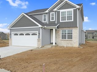 4 Prairie Trl, Monticello, IL 61856