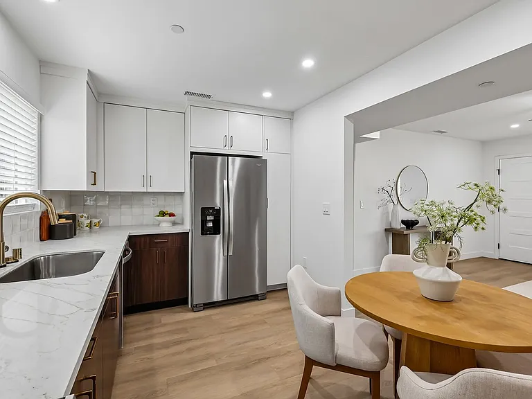 Salt + Sea - Luxury Coastal Apartments near Carlsbad Village — Photo 30