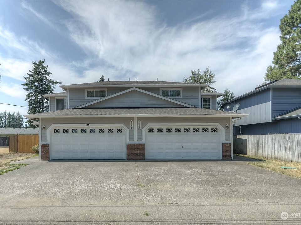 1st image of 16922 16924 15th Avenue E