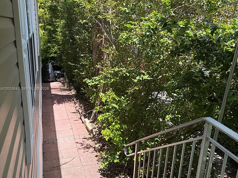390 NW 134th Ave — Photo 16