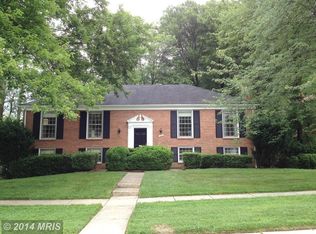 11813 Magruder Ln, Rockville, MD 20852