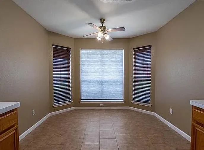 816 W Colony Dr — Photo 9