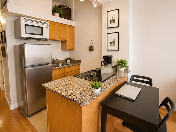 2nd image of 12 Stoneholm St APT 329
