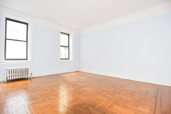 Sold by Gelfand Realty Inc | media 3