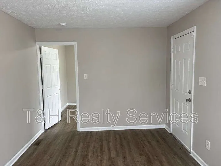 4303 Norwaldo Ave — Photo 7