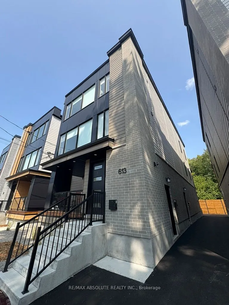 2 bed, $2,300 — Photo 1