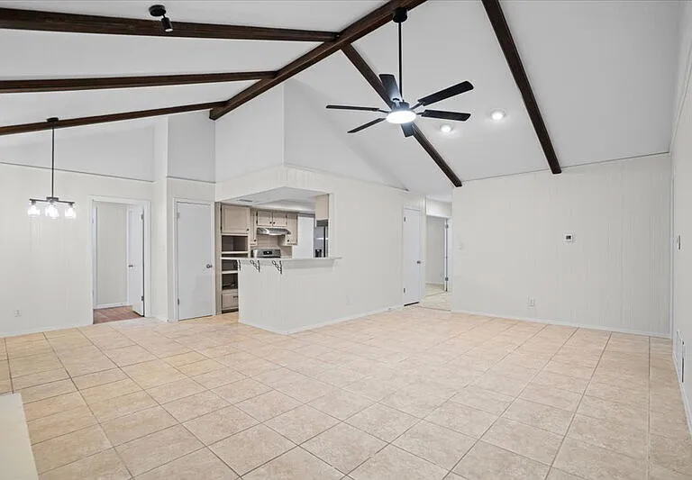 7603 Brookhollow Cv — Photo 10