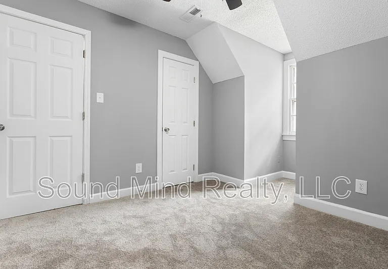 4124 Carybrook Rd — Photo 32