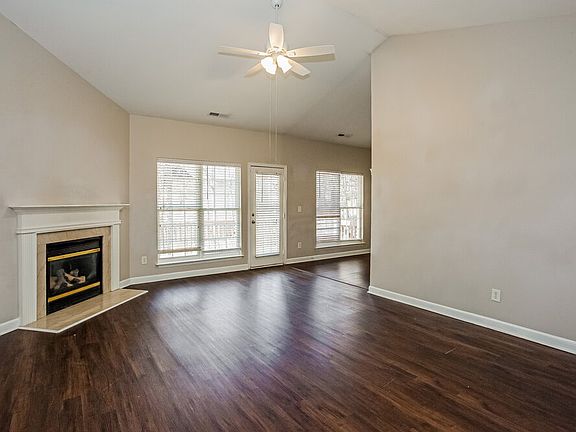 5th image of 12123 Hampton Place Dr