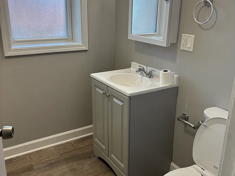 644 N Mayfield Ave #2 — Photo 4