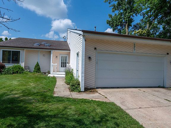 4th image of 3027 Bluewater Ln SW