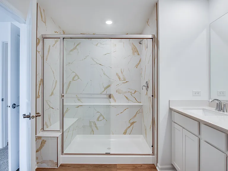 25750 W Yorkshire Dr #25750 — Photo 16