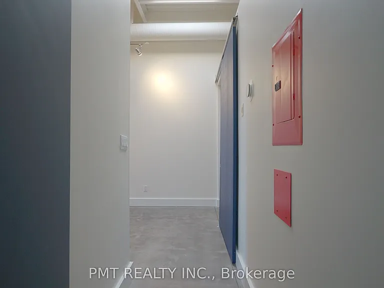 550 Hopewell Ave #302 — Photo 21