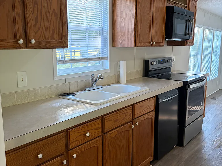 7157 Twin Acres Ln — Photo 6