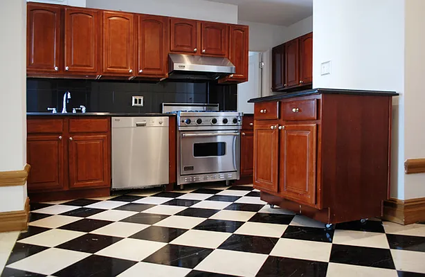 Rented by WAM Partners - William Moses Co. | media 81