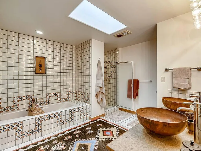 26 Camino Caruso — Photo 31