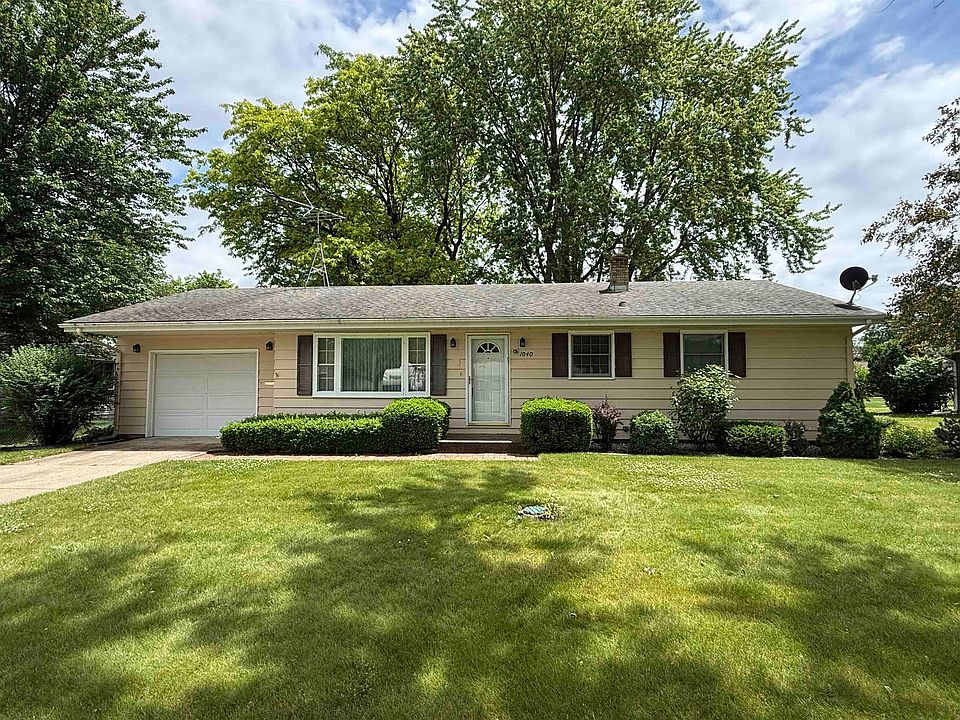 1st image of 1040 N Sumac Dr