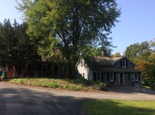 40 Estrada Rd, Central Valley, NY 10917