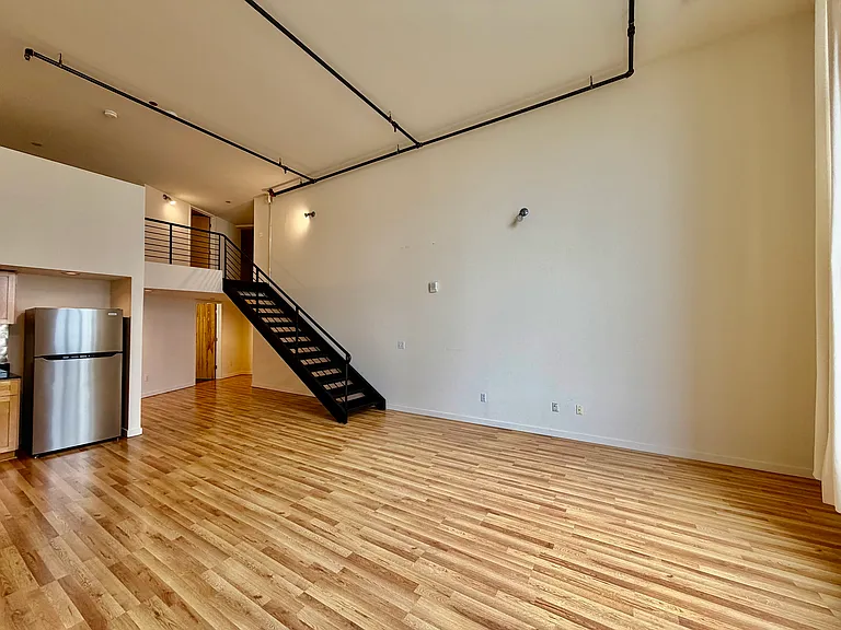 575 Harrison Street — Photo 13