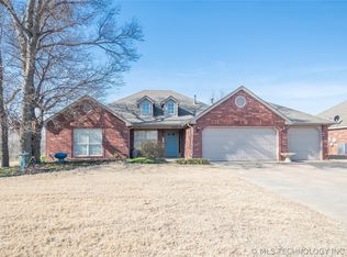 6802 N 128th East Ct, Owasso, OK 74055