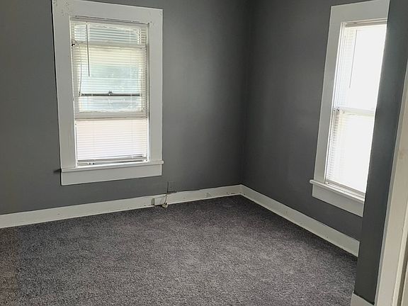 5th image of 2148 N Graceland Ave