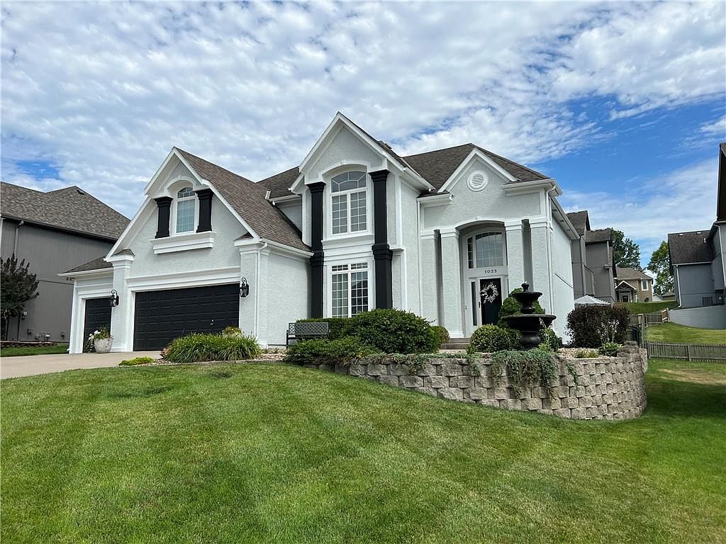 1025 NE Serenity Ln, Lees Summit, MO 64064 MLS 2445147 Zillow