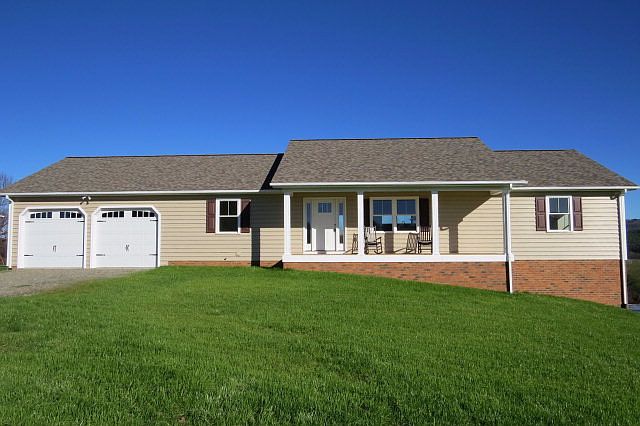 1st image of 303 Fairfield Way