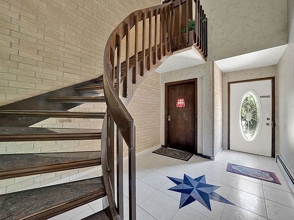 4th image of 2844 N 73rd Ct