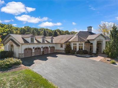8642 Mohr Ln, Fogelsville, PA, 18051