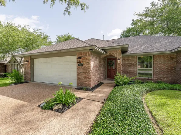 3011 Cortez St, College Station, TX 77845