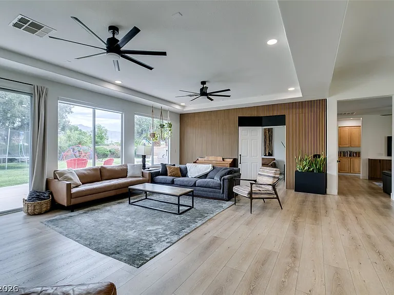 7210 Shallowford Ave — Photo 11
