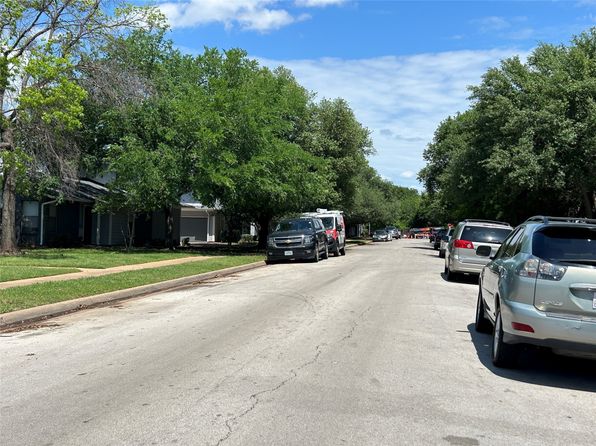 612 Ridgeline Dr, Hurst, TX 76053
