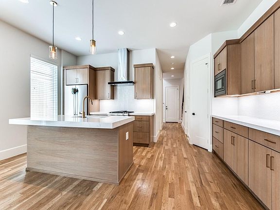 5th image of 5625 Anita St