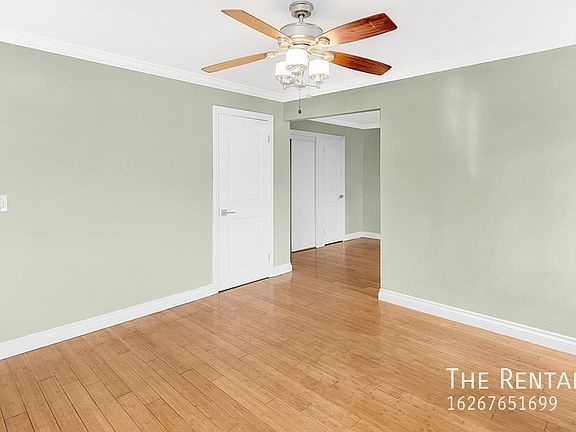 2nd image of 1642 Echo Park Ave