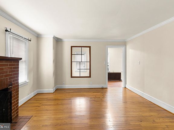 5th image of 6 Smyrna Ave