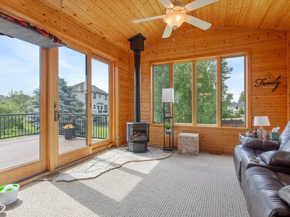 5721 103rd Ave N, Brooklyn Park, MN 55443